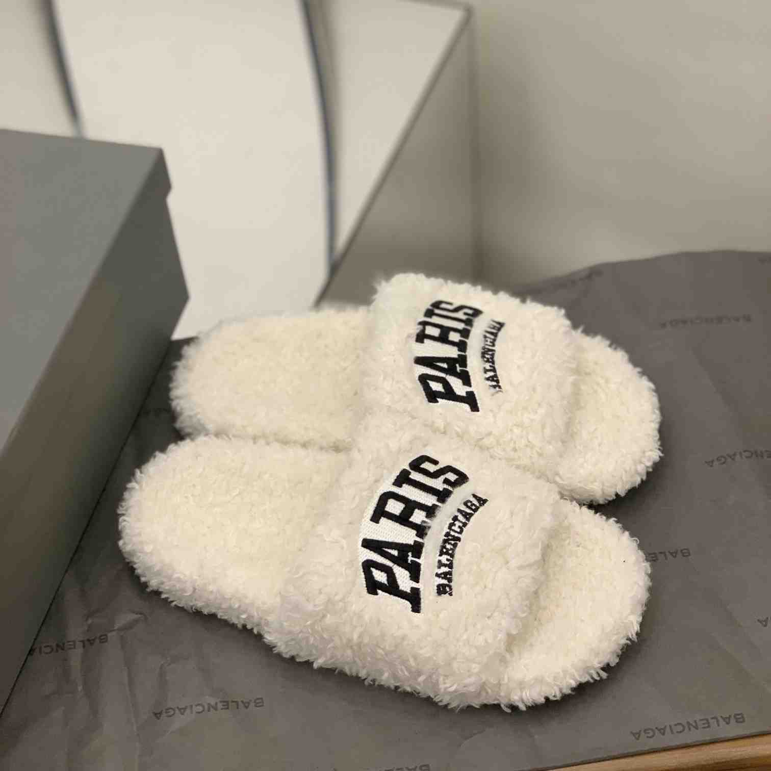 Balenciaga Cities Paris Furry Slide Sandal  - FashionPlug