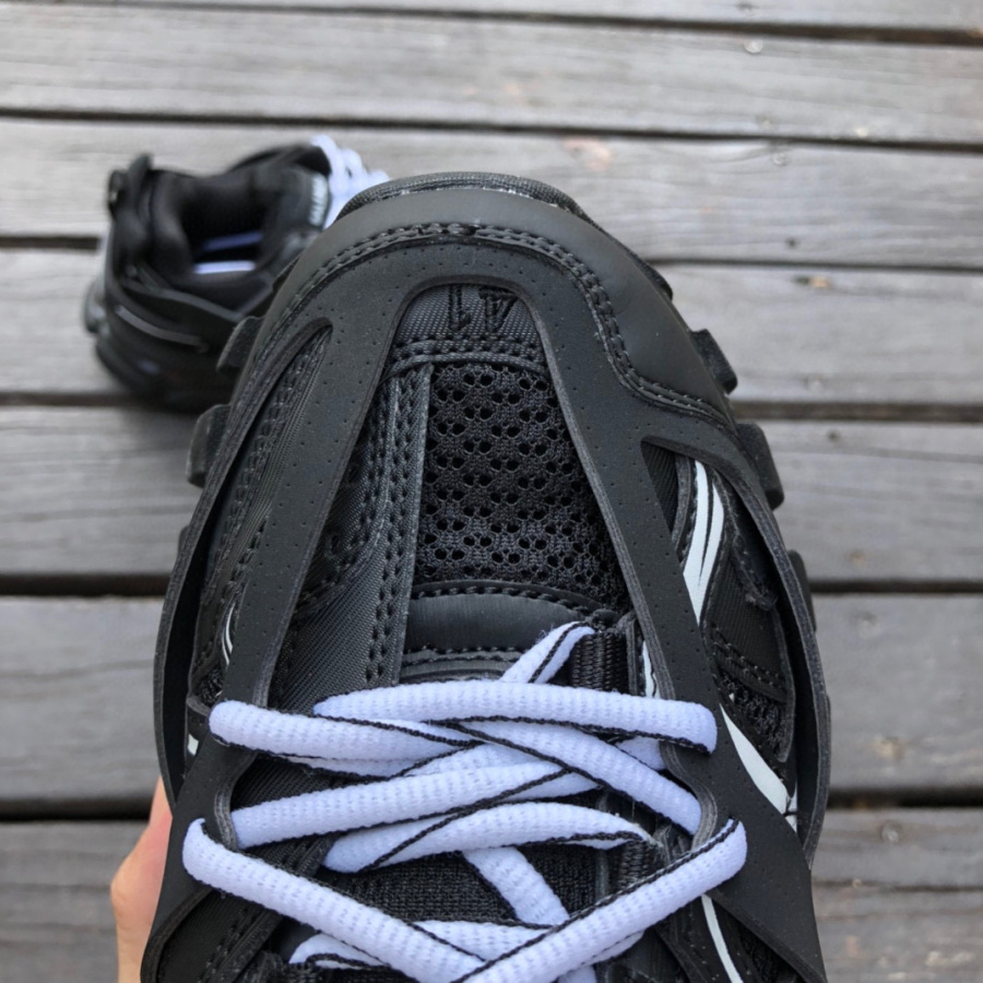 Balenciaga Track 3.0 Sneaker  - FashionPlug