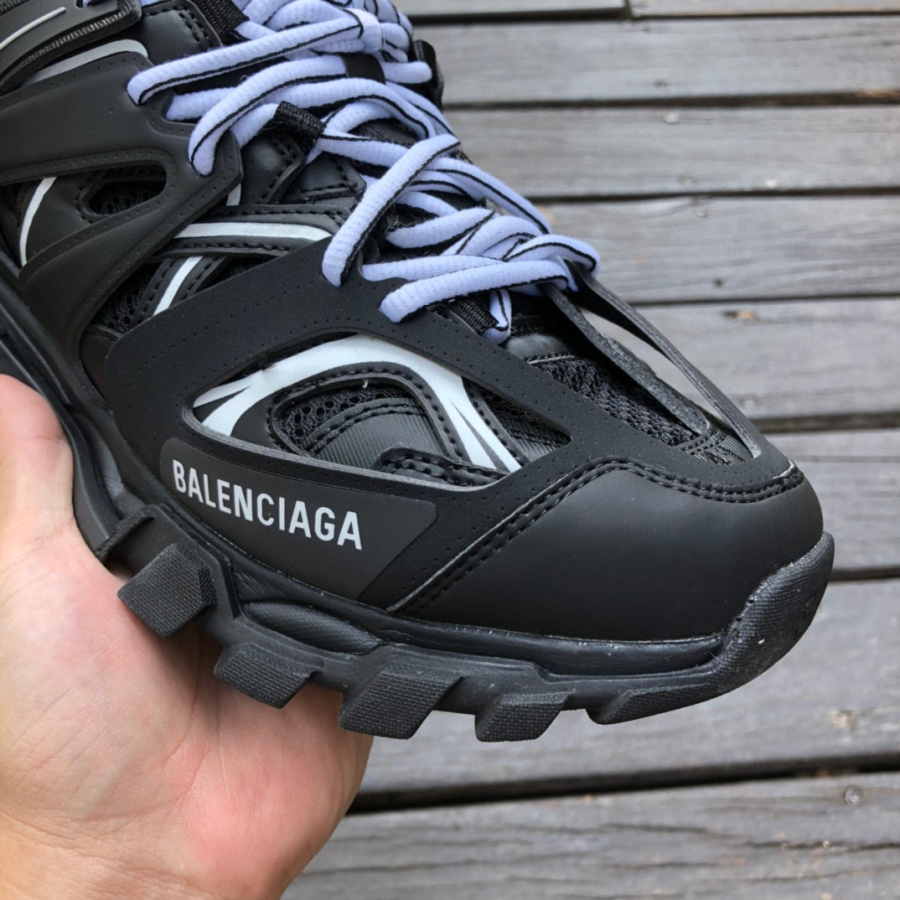 Balenciaga Track 3.0 Sneaker  - FashionPlug