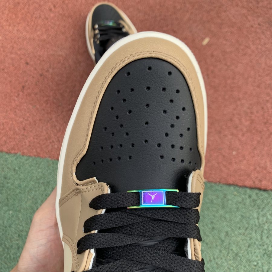 Air Jordan 1 AJ1 Sneaker    AH7389-003 - FashionPlug