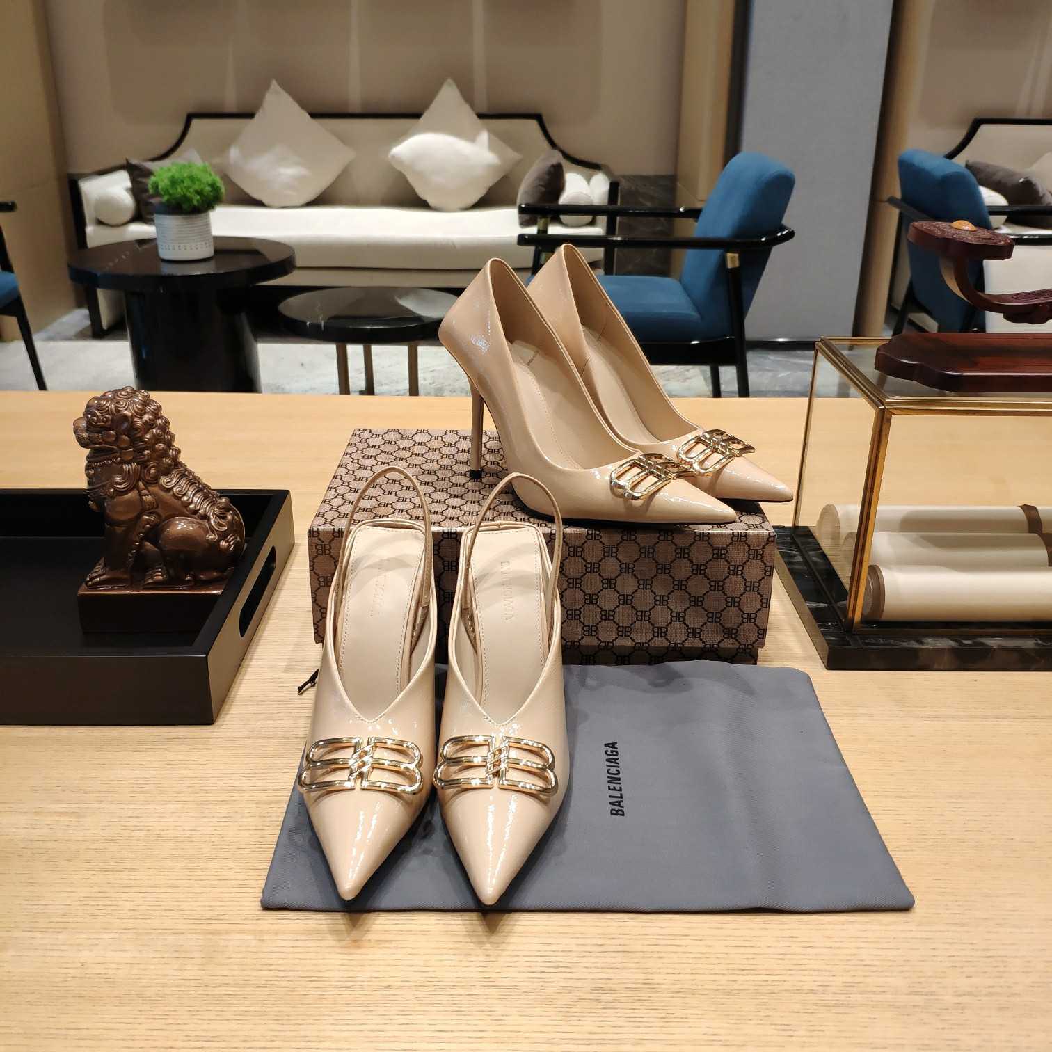 Balenciaga BB Leather Pumps - FashionPlug