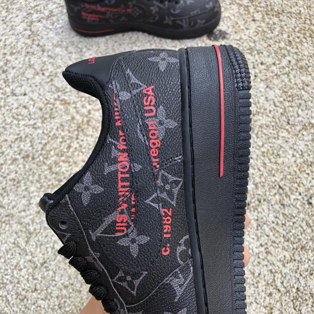 Louis Vuitton LV x Nike Air Force 1 x Off-White Sneaker       1A9VD8 - FashionPlug