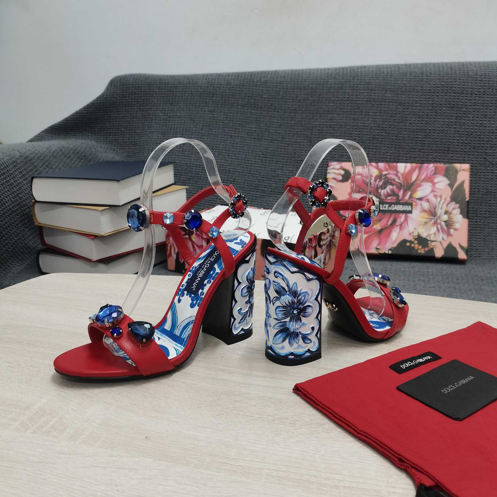 Dolce & Gabbana Patent Leather Sandals With Embroidery And Painted Heel - FashionPlug