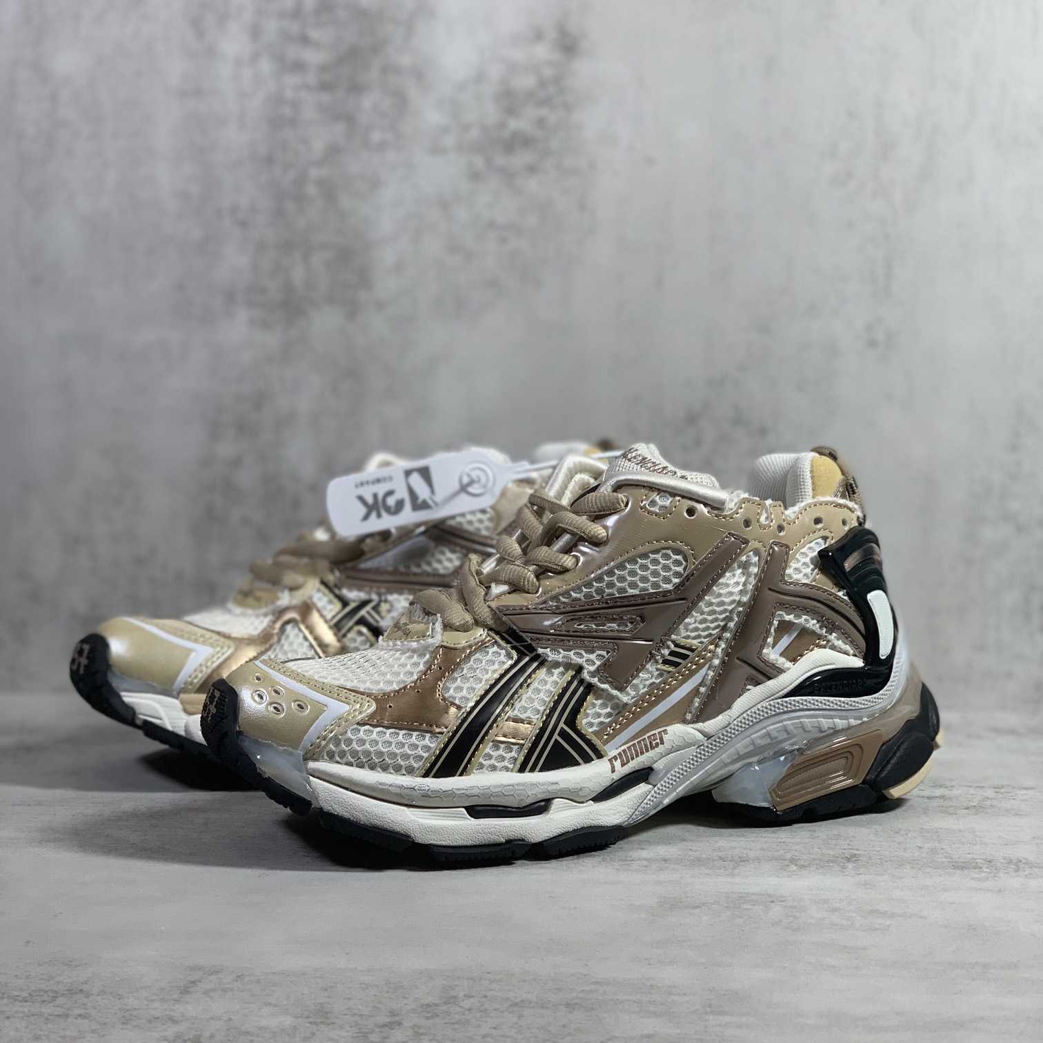 Balenciaga Runner Sneaker In Beige And Black Mesh And Nylon - FashionPlug