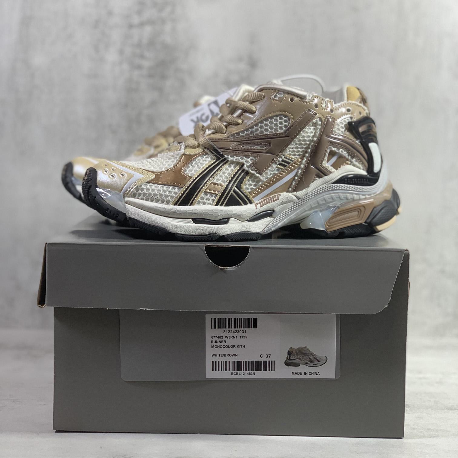 Balenciaga Runner Sneaker In Beige And Black Mesh And Nylon - FashionPlug