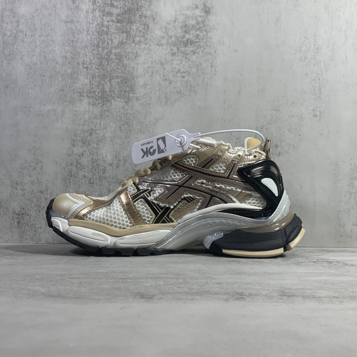 Balenciaga Runner Sneaker In Beige And Black Mesh And Nylon - FashionPlug