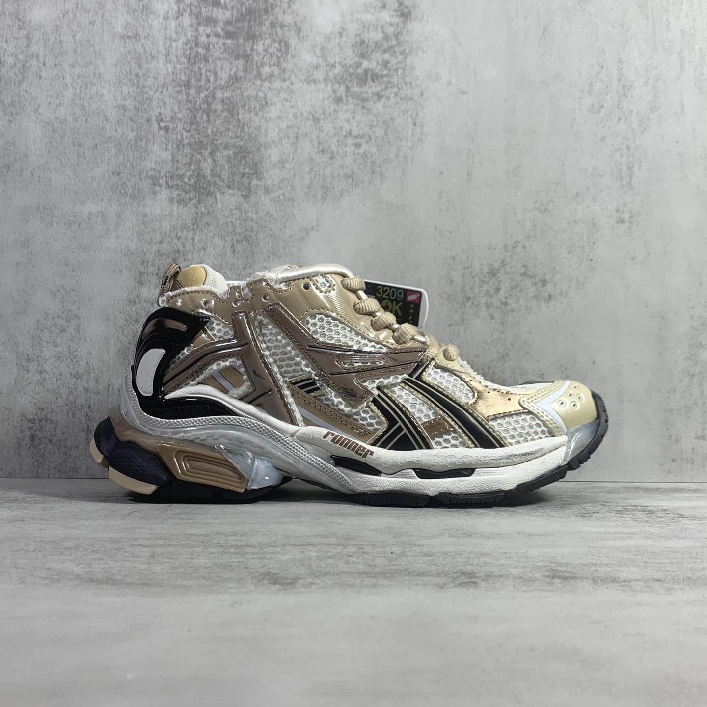 Balenciaga Runner Sneaker In Beige And Black Mesh And Nylon - FashionPlug