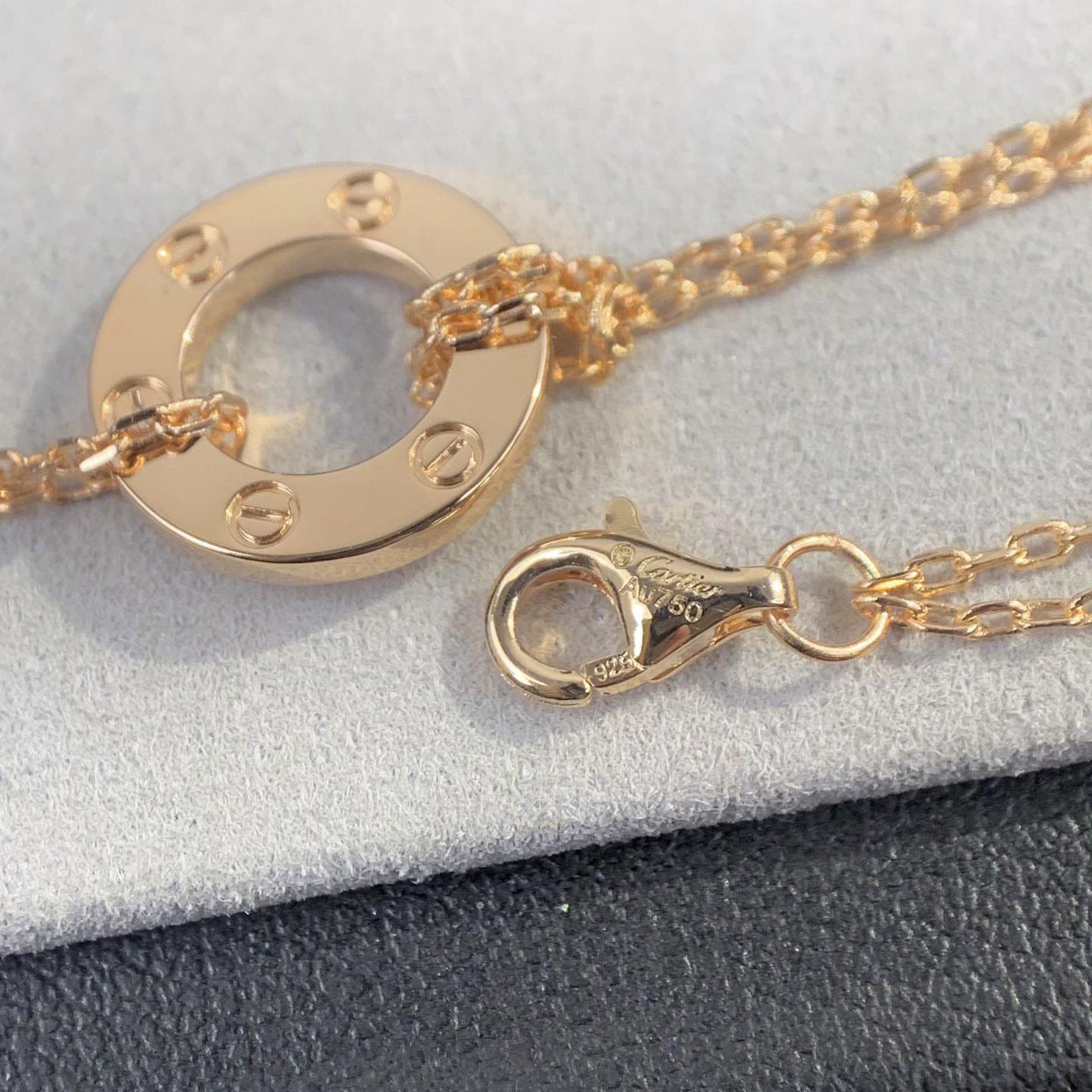 Cartier Love Bracelet - FashionPlug