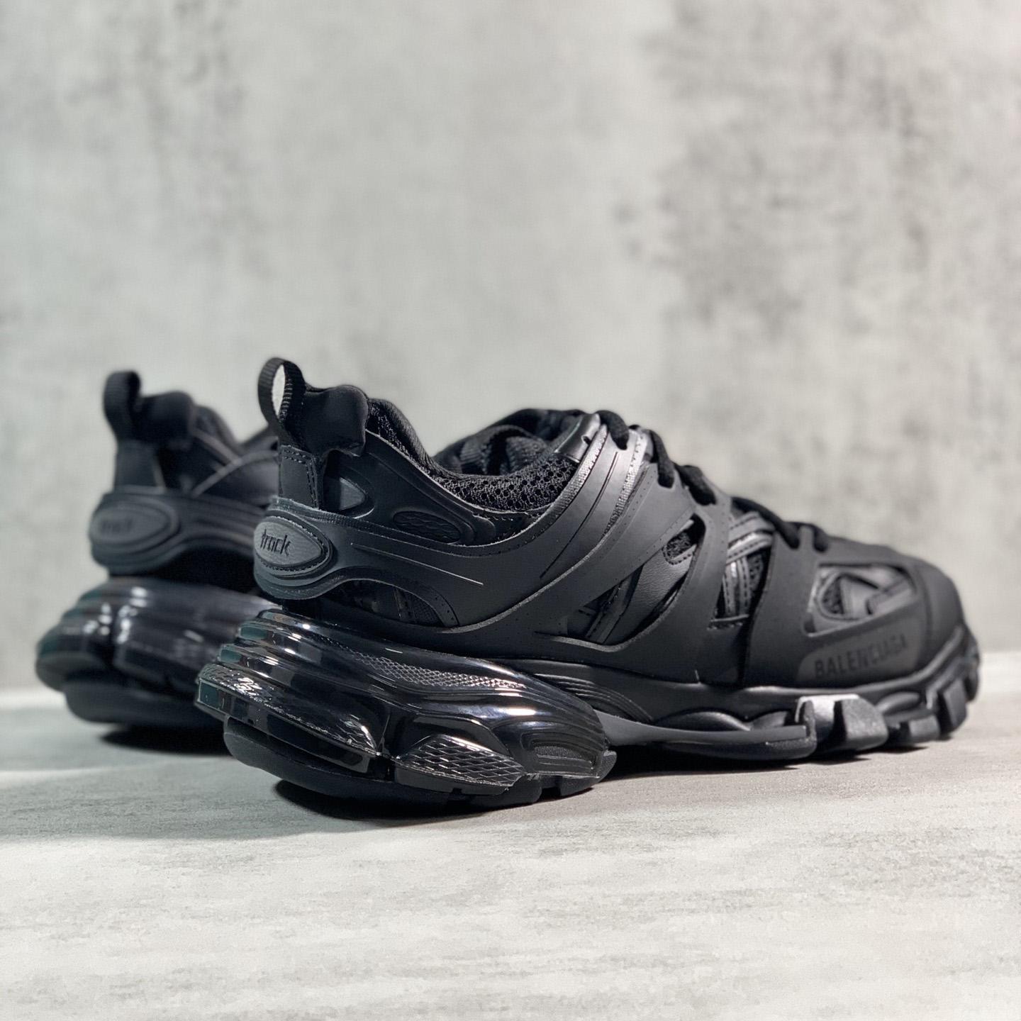 Balenciaga Track Clear Sole Sneaker In Black Mesh And Nylon - FashionPlug