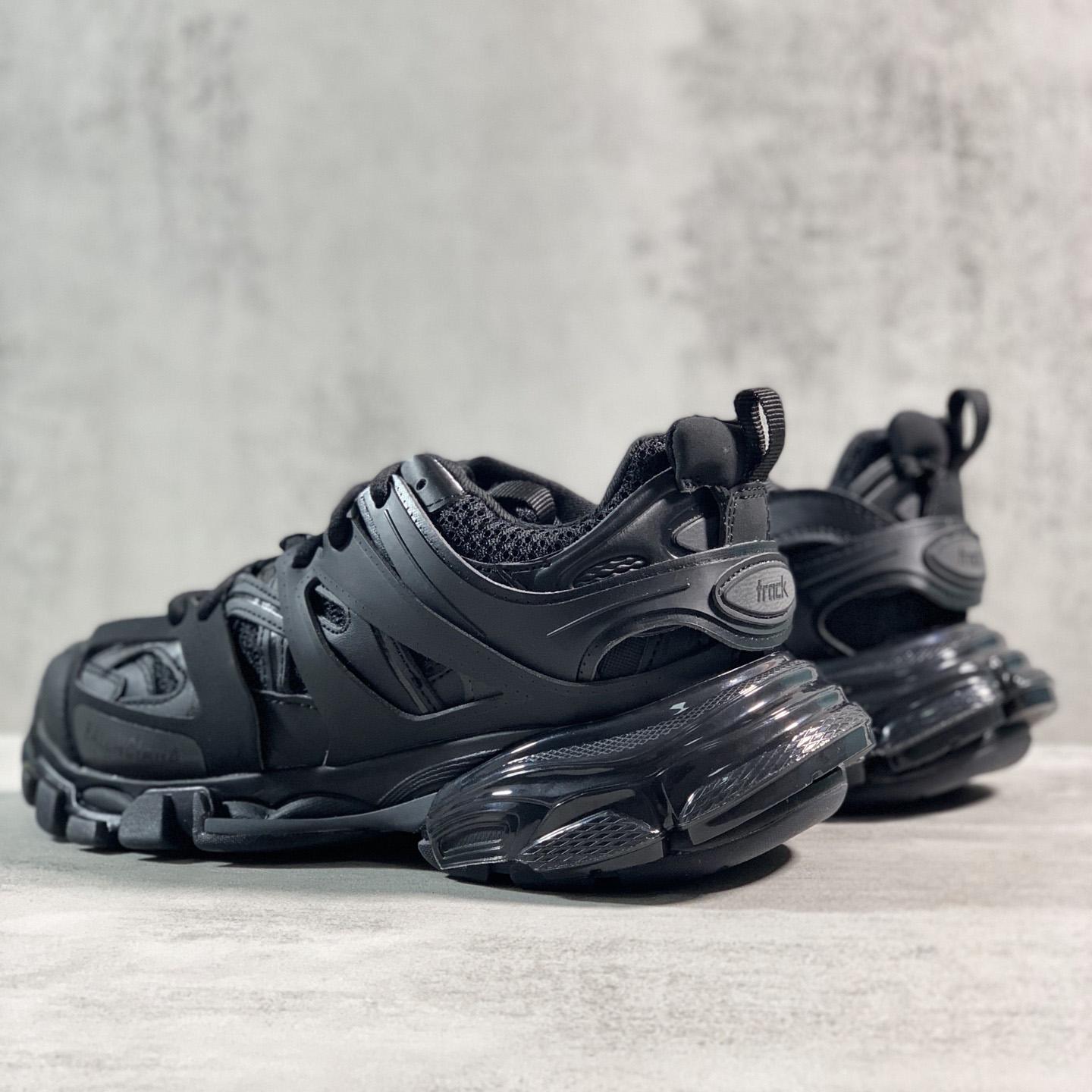 Balenciaga Track Clear Sole Sneaker In Black Mesh And Nylon - FashionPlug