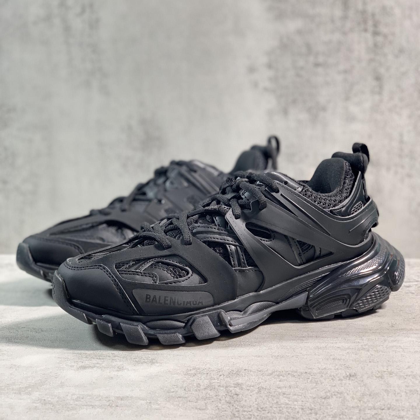 Balenciaga Track Clear Sole Sneaker In Black Mesh And Nylon - FashionPlug