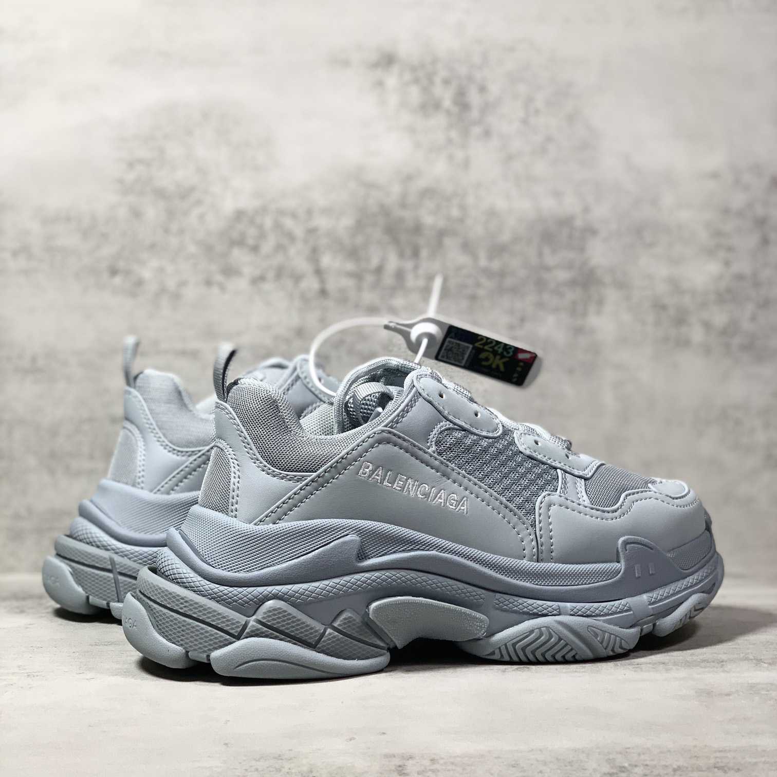 Balenciaga Triple S Sneaker In Light Blue Double Foam And Mesh - FashionPlug
