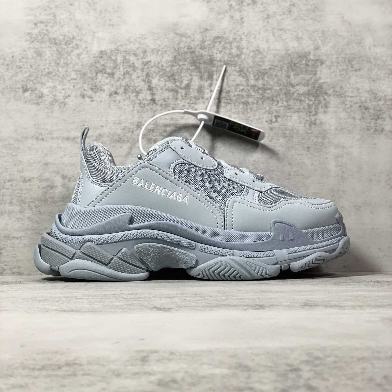 Balenciaga Triple S Sneaker In Light Blue Double Foam And Mesh - FashionPlug