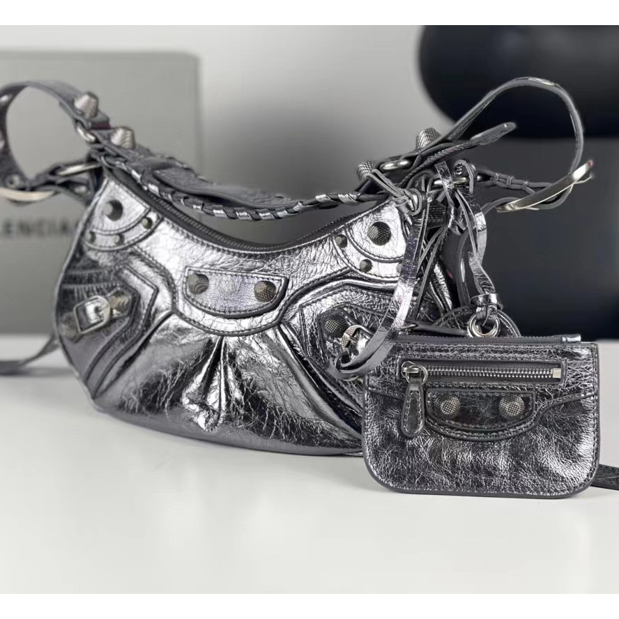 Balenciaga Le Cagole XS Shoulder Bag (26-16-10cm) - FashionPlug