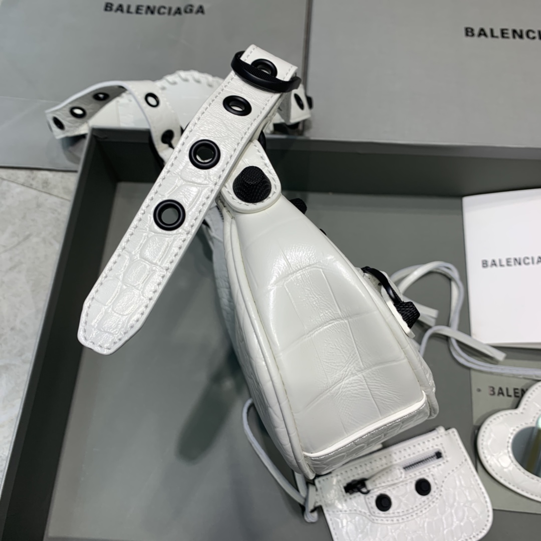 Balenciaga Le Cagole XS Shoulder Bag (26-12-6cm) - FashionPlug