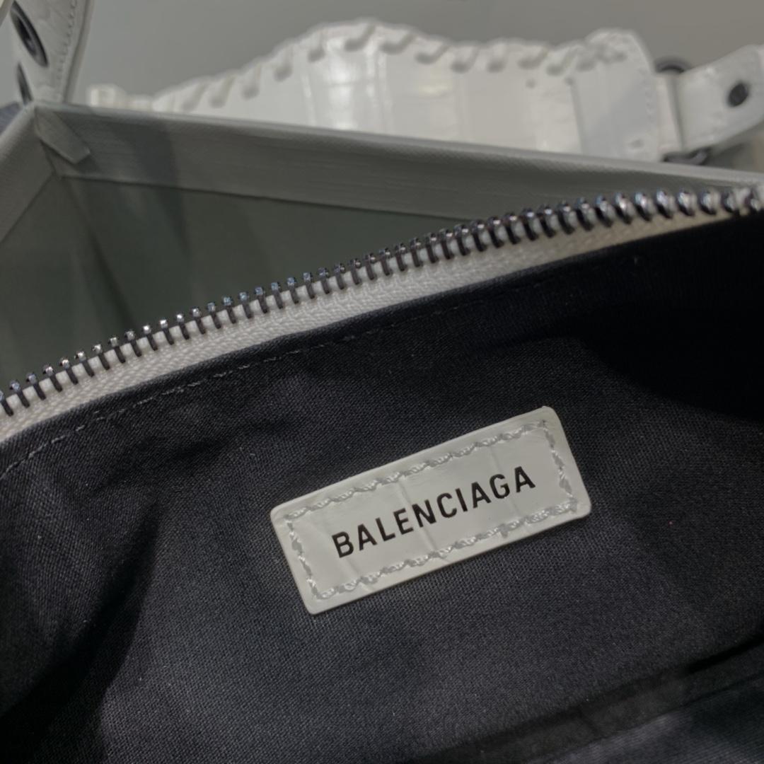 Balenciaga Le Cagole XS Shoulder Bag (26-12-6cm) - FashionPlug