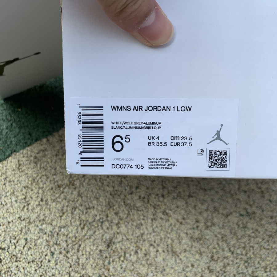 Air Jordan 1 Low White Wolf Grey Sneaker    DC0774-105 - FashionPlug