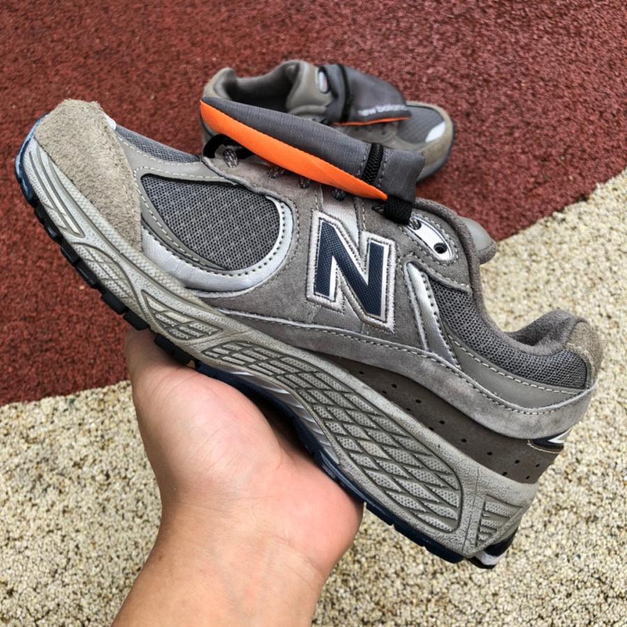 New Balance 2002R 'Grey'Sneakers                  M2002RVA - FashionPlug