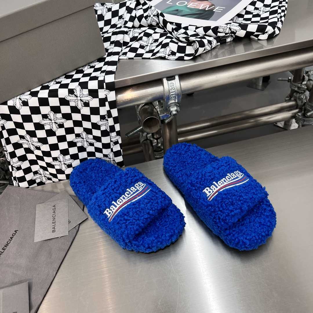 Balenciaga Furry Slide Sandal - FashionPlug