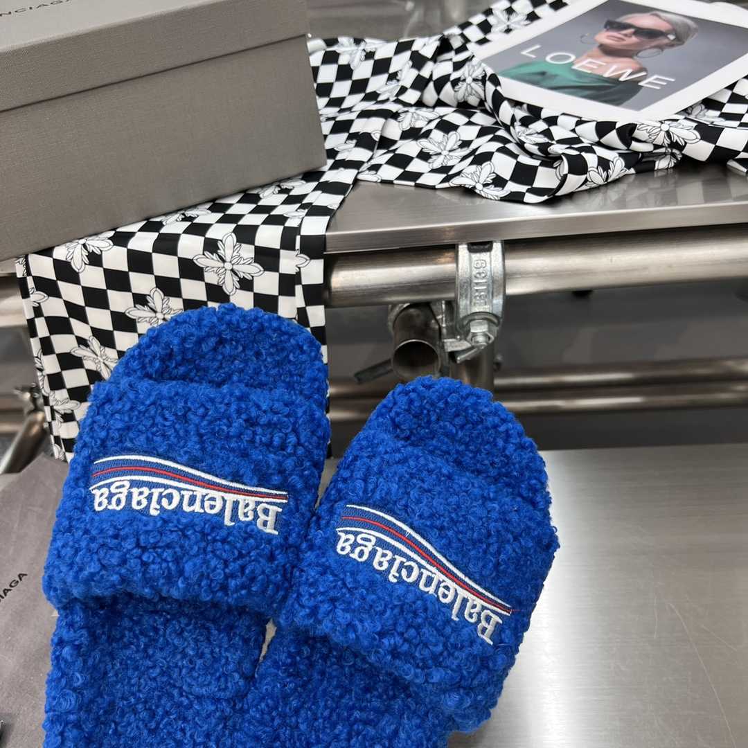 Balenciaga Furry Slide Sandal - FashionPlug