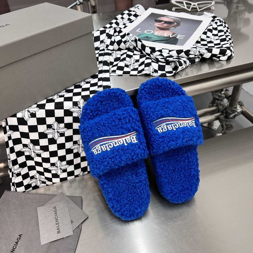 Balenciaga Furry Slide Sandal - FashionPlug