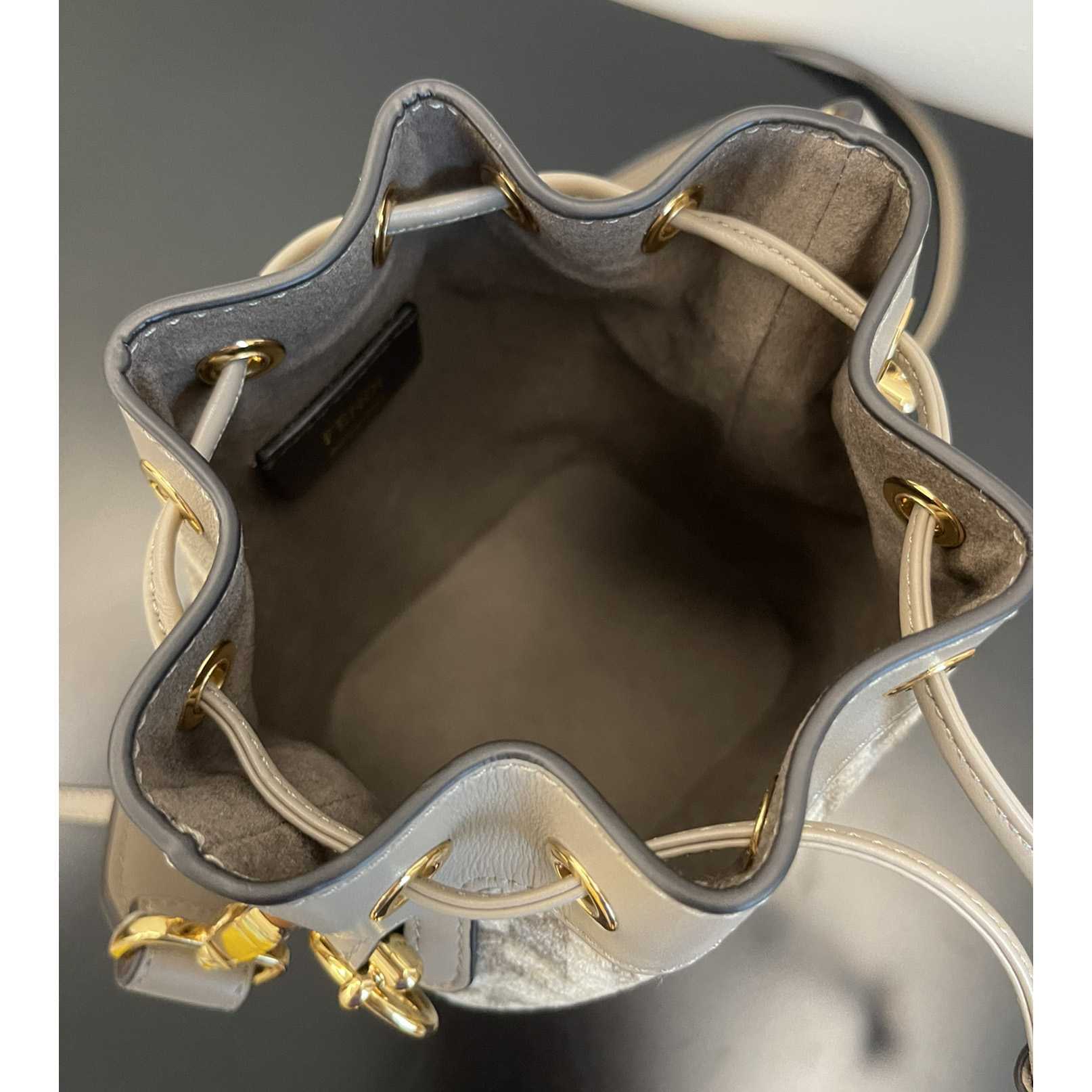 Fendi 'Mon Tresor' Bucket Bag(12-18-10cm) - FashionPlug
