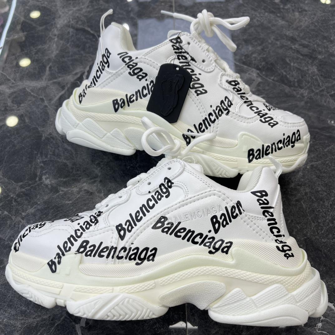 Balenciaga Triple S Logotype Sneaker In White And Black Technical Material - FashionPlug