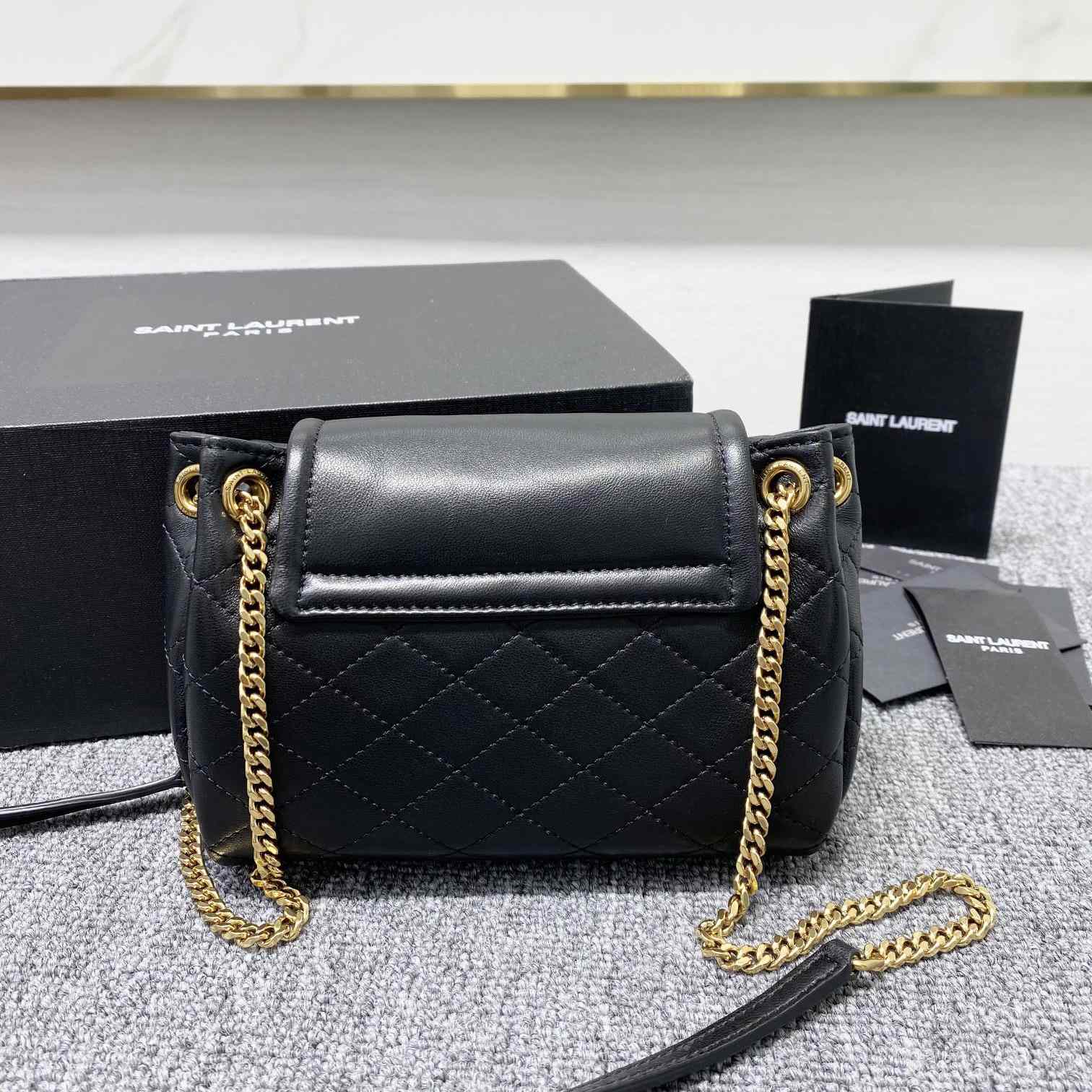 Saint Laurent Mini Nolita In Lambskin(18-13-6cm) - FashionPlug