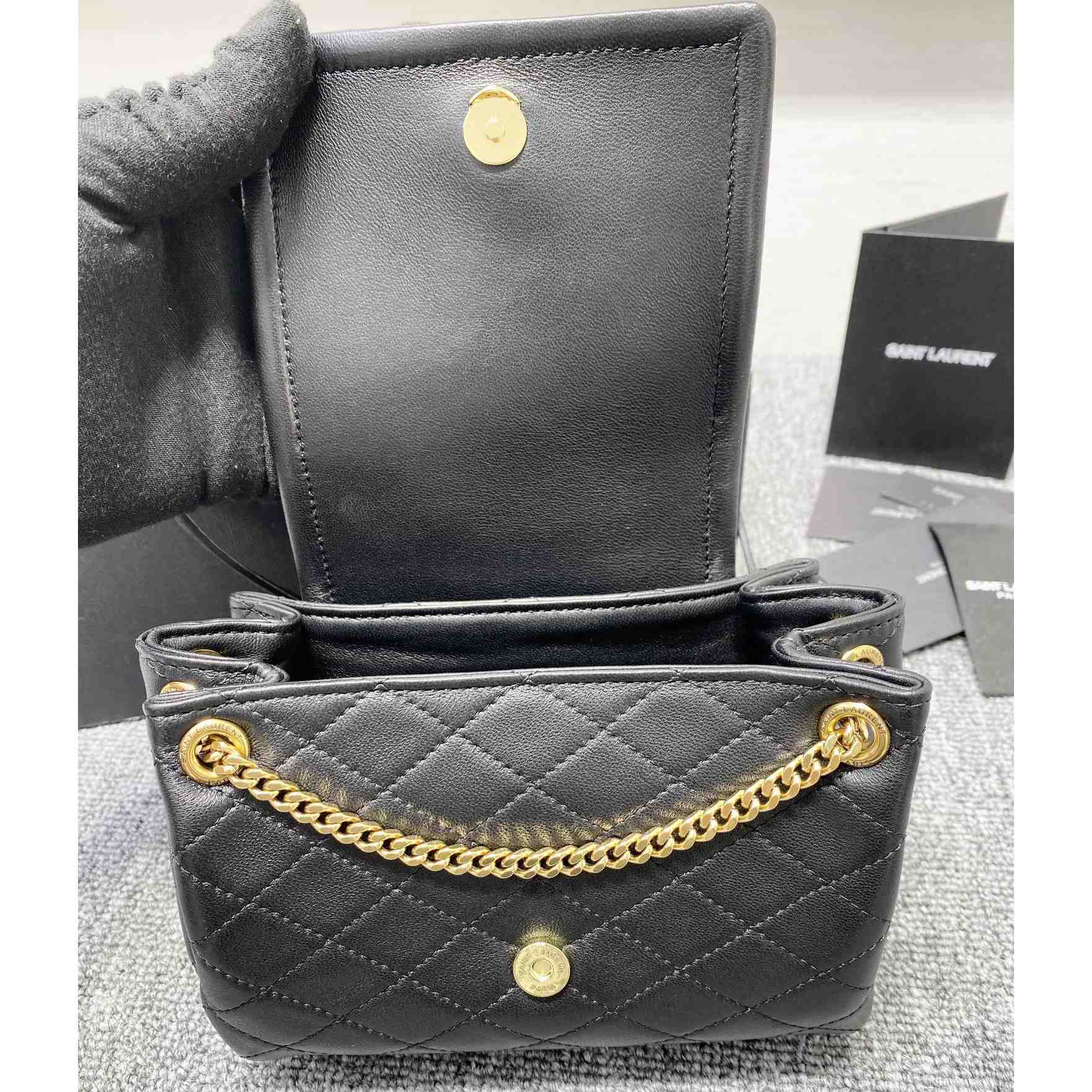 Saint Laurent Mini Nolita In Lambskin(18-13-6cm) - FashionPlug