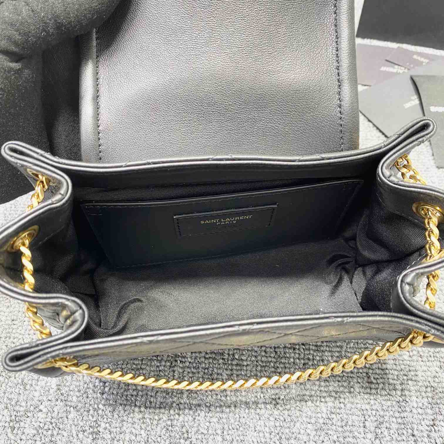 Saint Laurent Mini Nolita In Lambskin(18-13-6cm) - FashionPlug