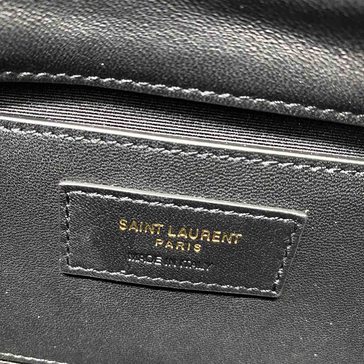 Saint Laurent Mini Nolita In Lambskin(18-13-6cm) - FashionPlug