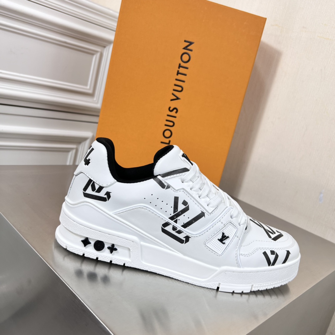 Louis Vuitton LV Trainer Sneaker    (Upon uk size)   1AAGXZ - FashionPlug