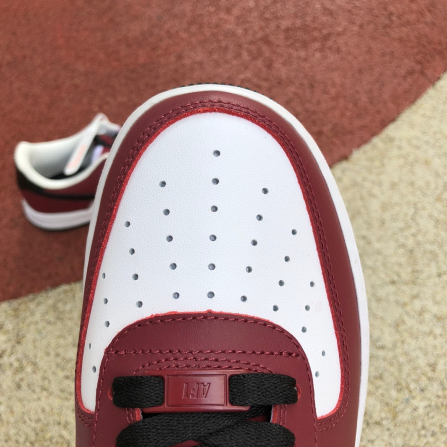 Nike Air Force 1 Low ’07 Sneaker      FD0300-600 - FashionPlug