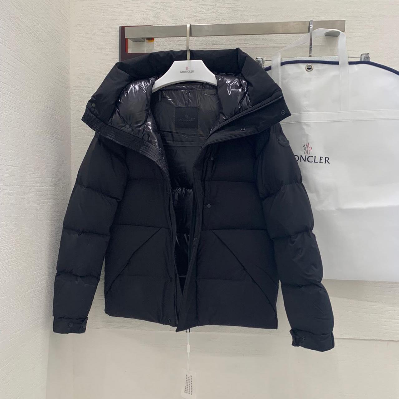 Moncler Short Down Jacket - FashionPlug