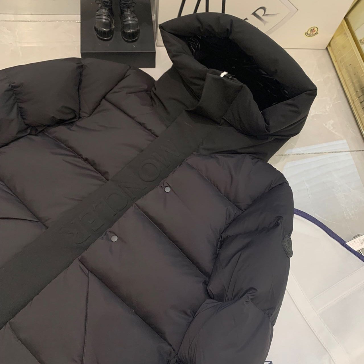 Moncler Short Down Jacket - FashionPlug
