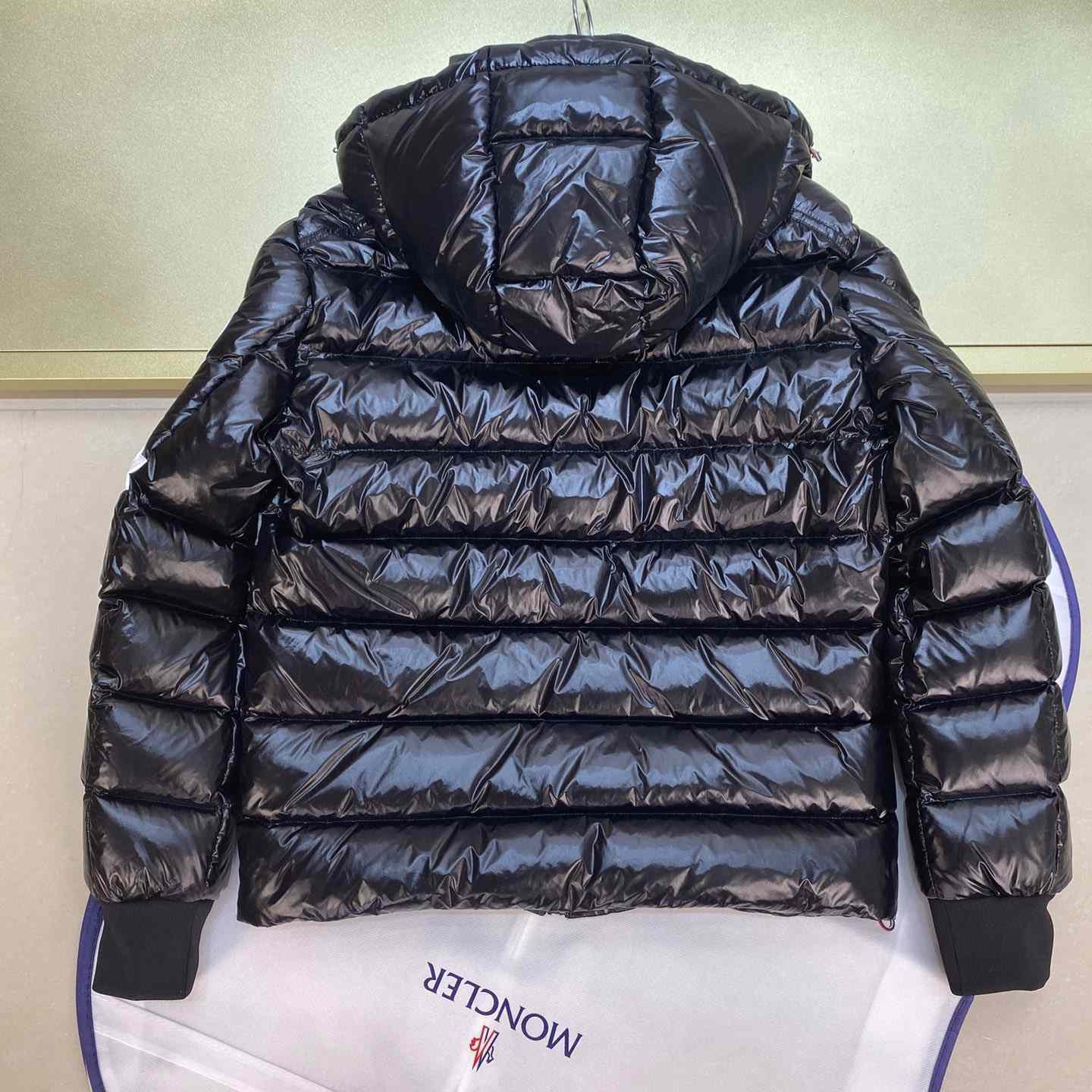 Moncler Corydale Short Down Jacket - FashionPlug