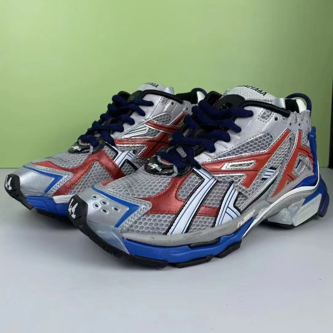 Balenciaga Runner Sneaker  - FashionPlug