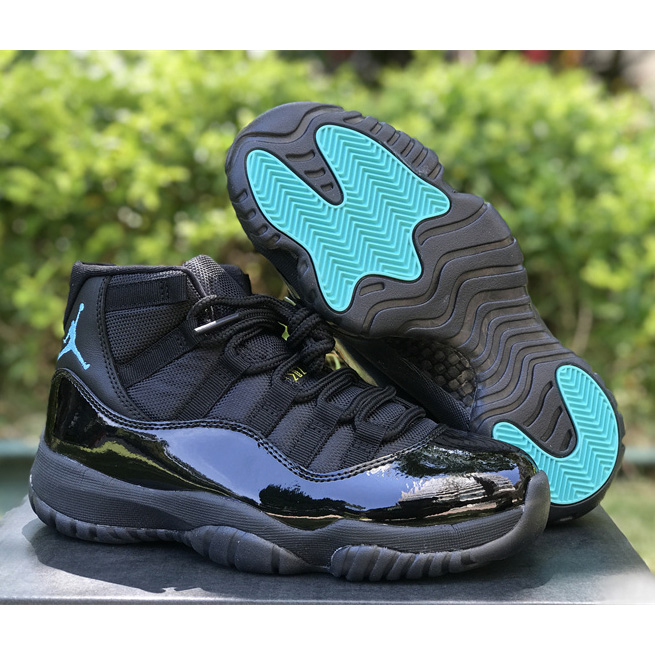 Air Jordan 11  Sneaker    378037-006 - FashionPlug