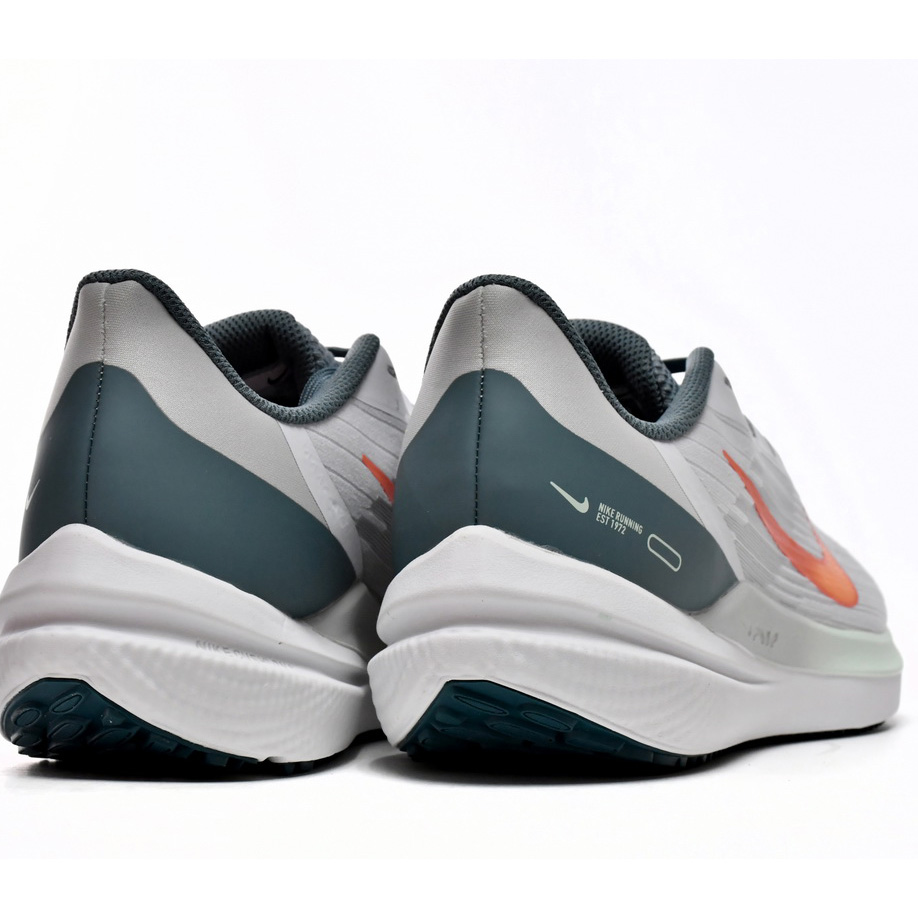 Nike Air Winflo 9 Pure Platinum Mineral Sneaker     DD6203-005 - FashionPlug