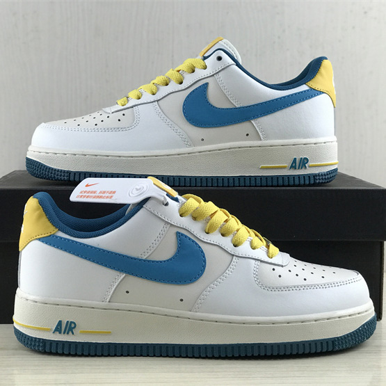 Air Force 1'07 Low Retro SP Sneaker     CW3388-203 - FashionPlug