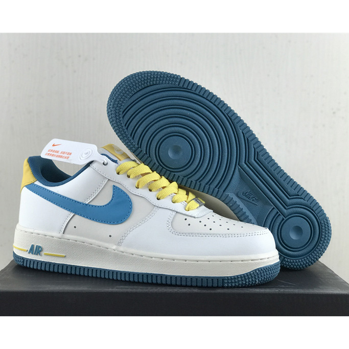 Air Force 1'07 Low Retro SP Sneaker     CW3388-203 - FashionPlug