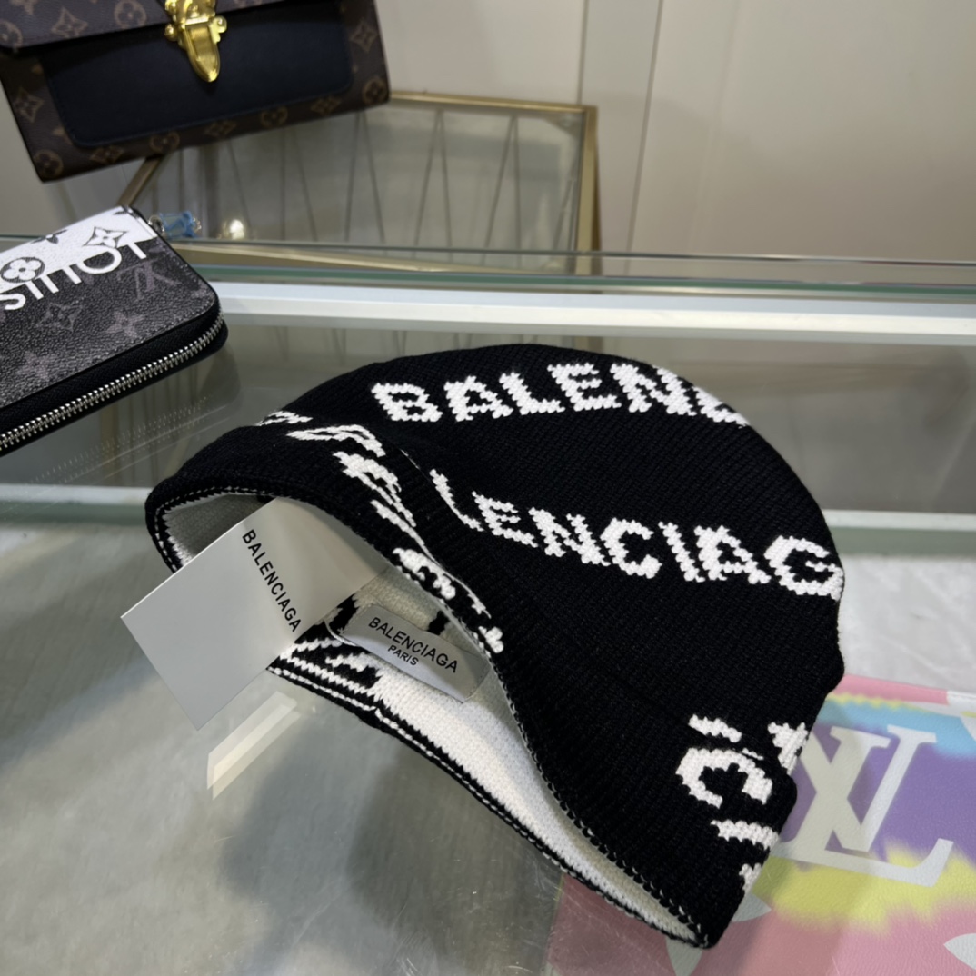 Balenciag Allover Logo Beanie  - FashionPlug
