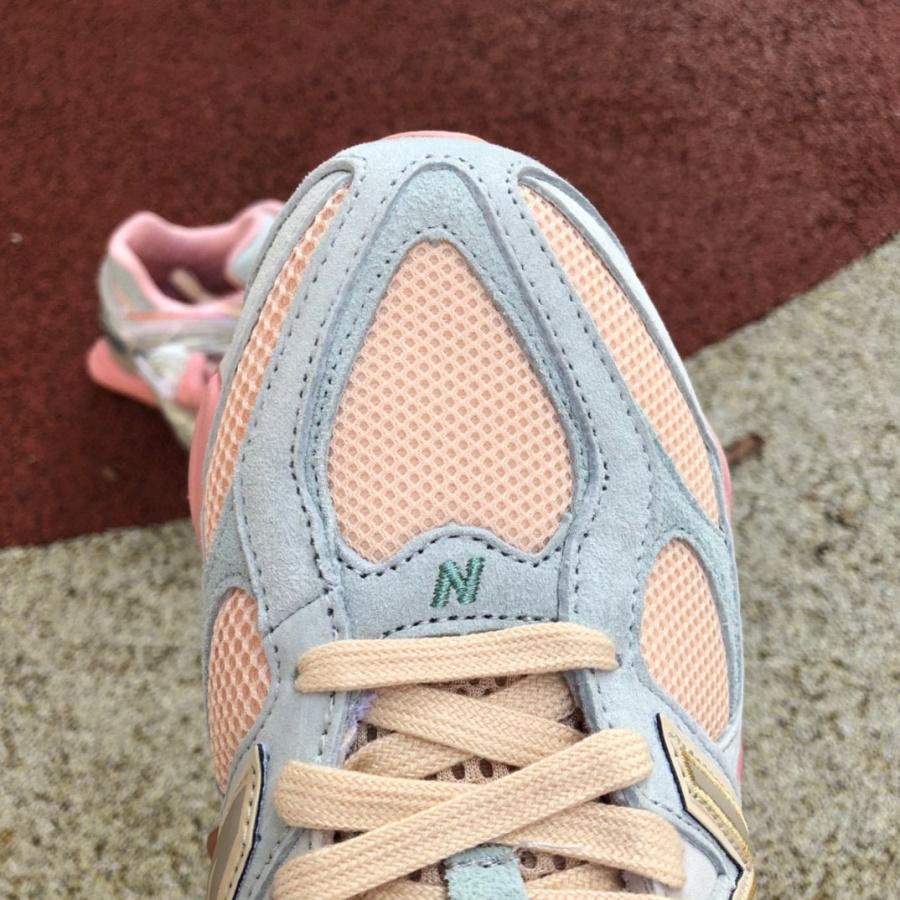 Joe Freshgoods x New Balance 9060 Sneakers                  U9060JG1 - FashionPlug