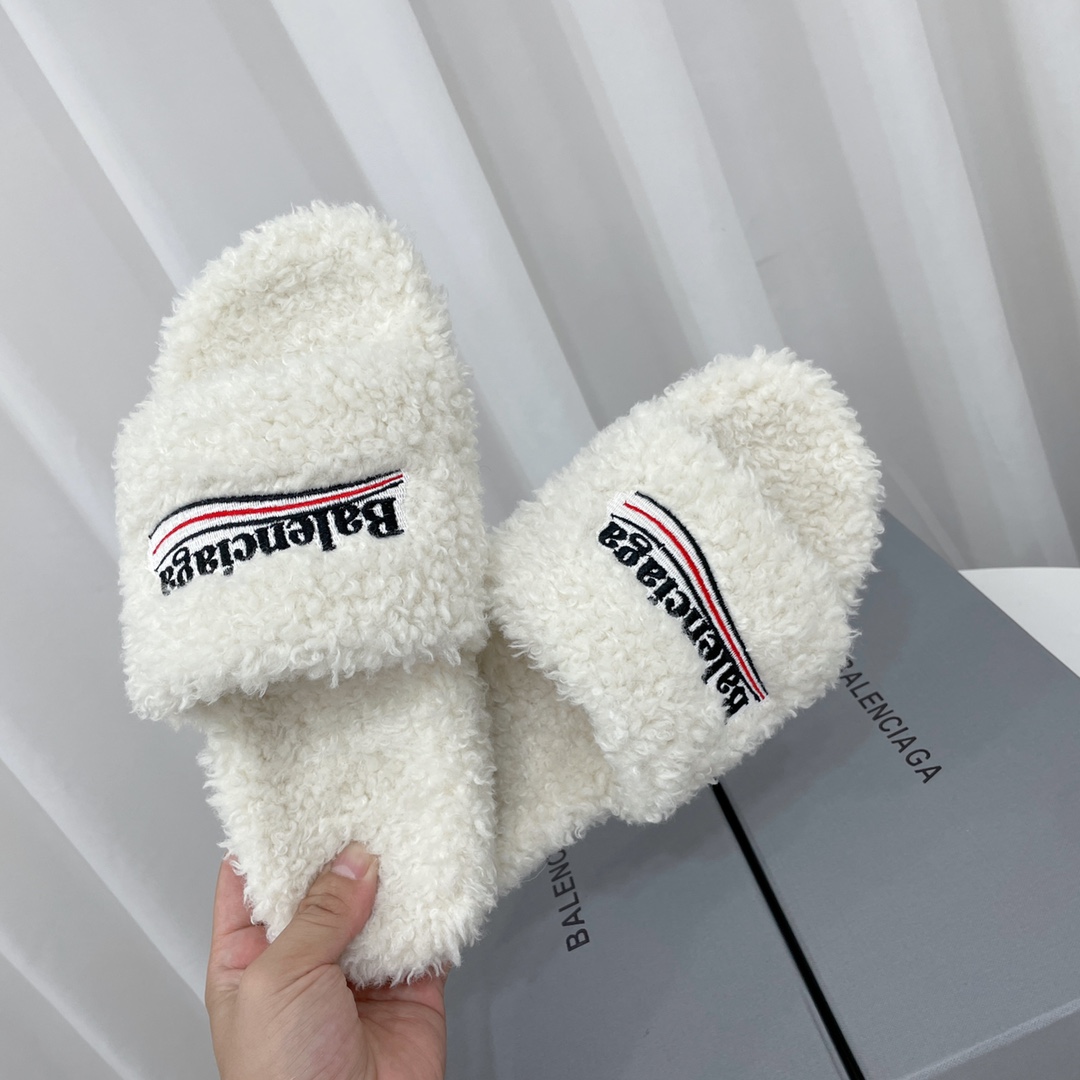 Balenciaga Furry Slide Sandal - FashionPlug