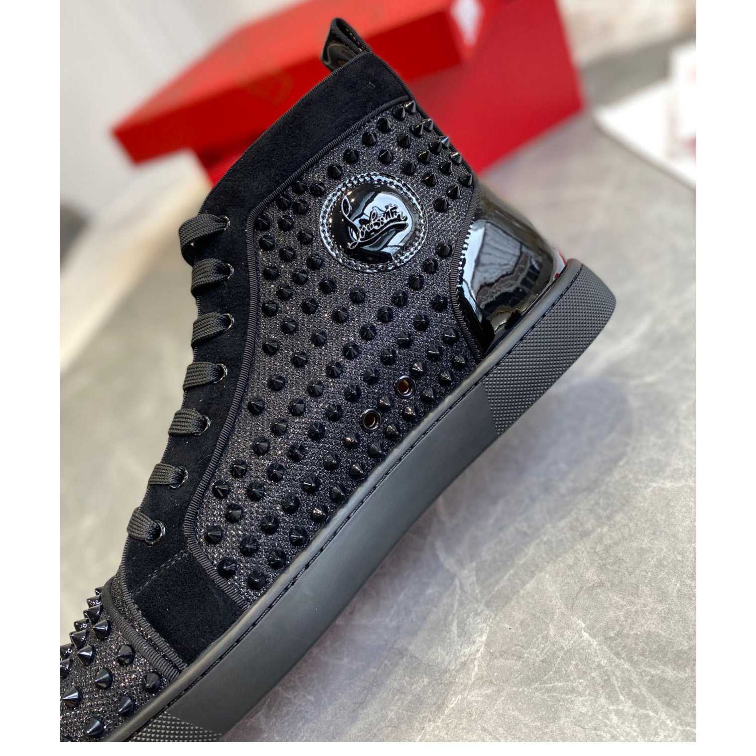 Christian Louboutin Sneaker  - FashionPlug