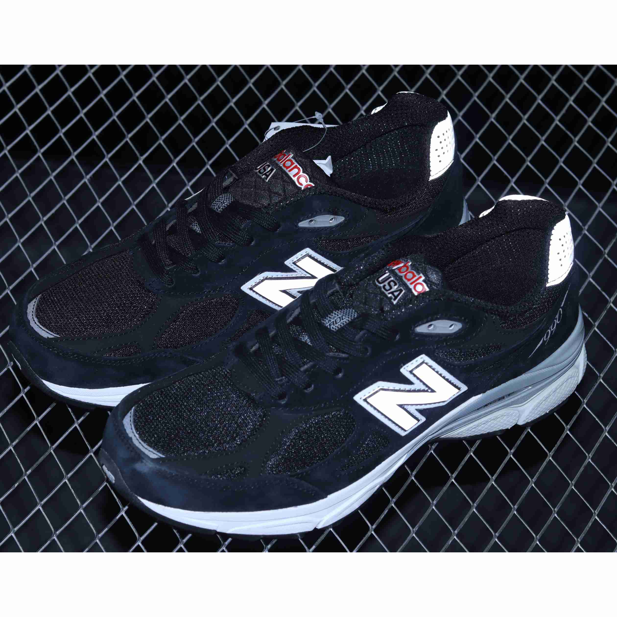 New Balance NB990 Sneakers           M990BS3 - FashionPlug