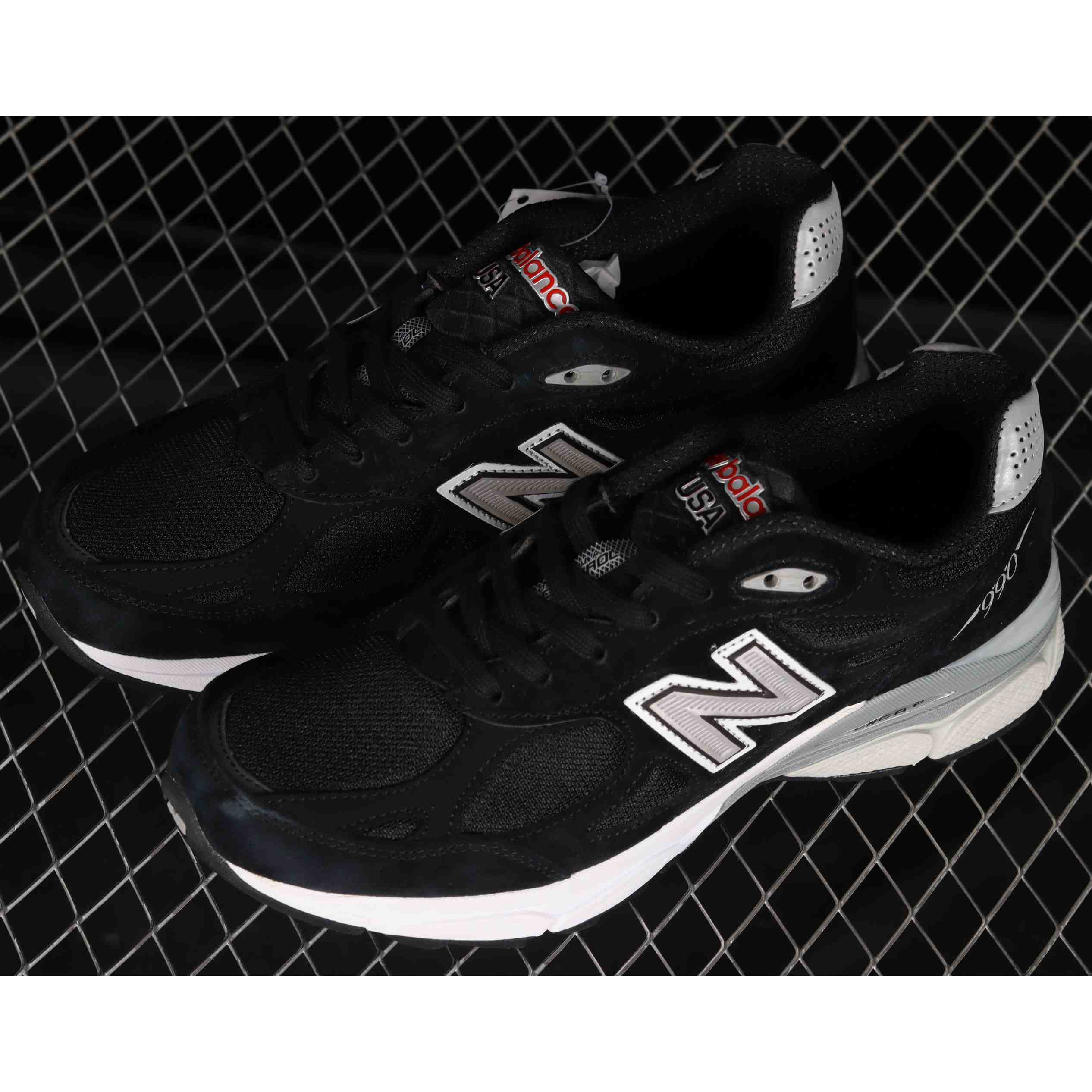 New Balance NB990 Sneakers           M990BS3 - FashionPlug
