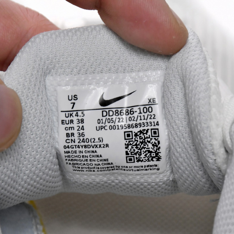 Nike Air Winflo 9 White Metallic Silver Sneaker   DD8686-100 - FashionPlug