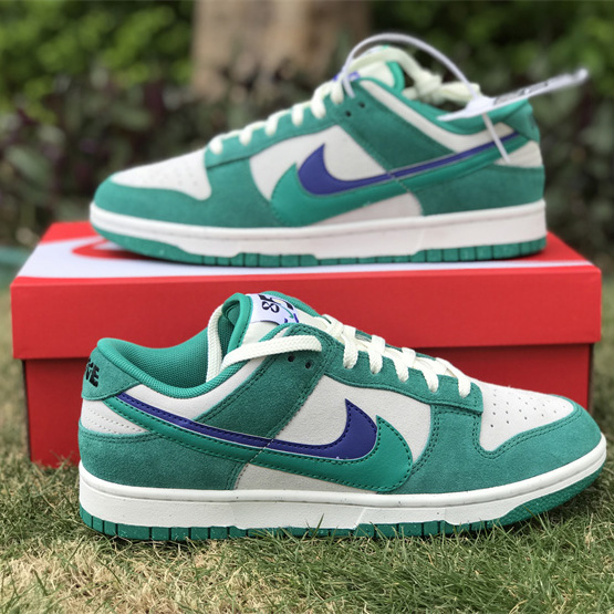  Nike Dunk Low SE “85” Sneaker        DO9457-101 - FashionPlug