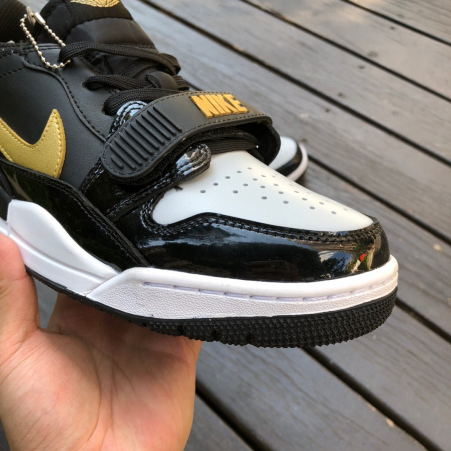 Air Jordan AJ312 Low Sneaker      CD7069-071 - FashionPlug